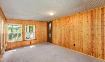 2619 Meadow Glen Rd, Ames, IA 50014