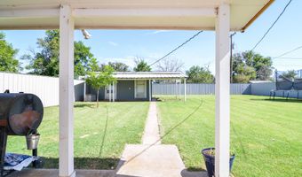 308 W Ellwood Blvd, Anton, TX 79313