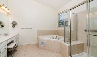 10 POWDERHORN Way, Allentown, NJ 08501