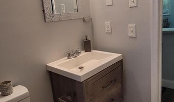 7 Holiday Ct, Albrightsville, PA 18210