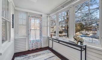 346 Lincoln St, Bangor, ME 04401