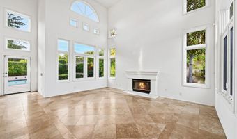 516 Camino Bailen, Escondido, CA 92029
