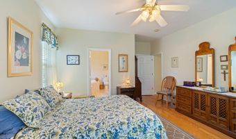 8 Spout Ter, Barnegat, NJ 08005