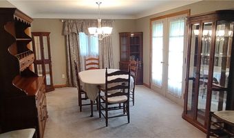 1648 Highland Ln, Ashtabula, OH 44004