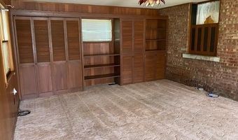 319 N 10th St, Atchison, KS 66002