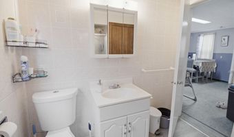 104 S Main St, Auburn, ME 04210