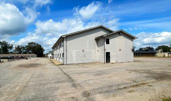 1025 E 4th St, Ainsworth, NE 69210