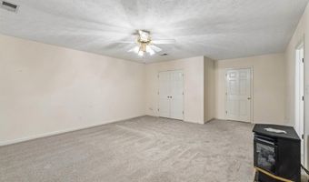 100 KENTWOOD TRAIL Cir, Alabaster, AL 35007