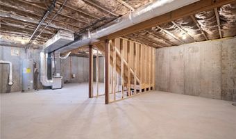 27 Holly St, East Providence, RI 02915