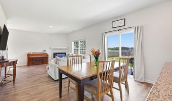 1199 Queensland Ln, Ayden, NC 28513