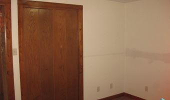 525 Valley View Ave, Baltic, SD 57003