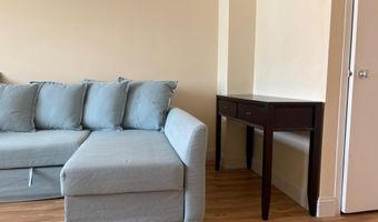 1121 ARLINGTON Blvd 526, Arlington, VA 22209