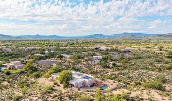 9225 E LAZYWOOD Pl, Carefree, AZ 85377