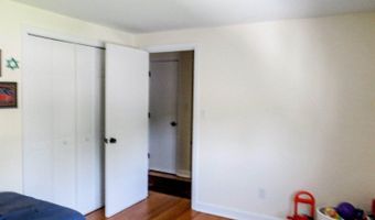 70 Mount Desert Dr, Bangor, ME 04401
