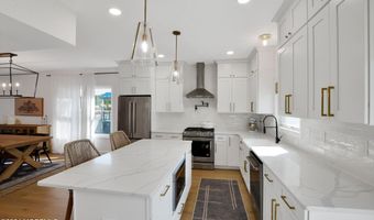 345 Meinzer St, Aberdeen, NJ 07721