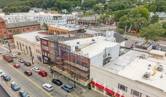 32 W Blackwell St, Andover, NJ 07801