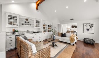 616 S Andover Dr, Anaheim, CA 92807