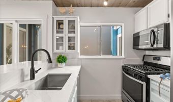 118 Marina Ave, Aptos, CA 95003