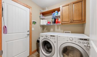 419 S Quail Run Ct, Andover, KS 67002
