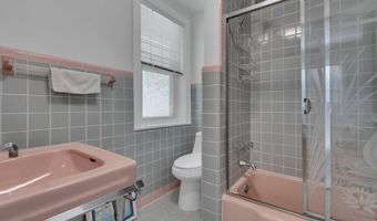 32 Inlet Ter, Belmar, NJ 07719