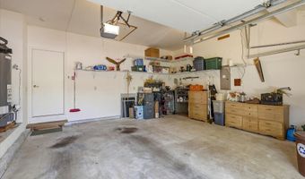 15 Breeze Ter, Barnegat, NJ 08005