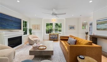 31 Wright Ln, Jamestown, RI 02835