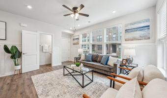 44603 WOLFHOUND Sq, Ashburn, VA 20147