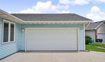 604 SE Tower Ct, Ankeny, IA 50021