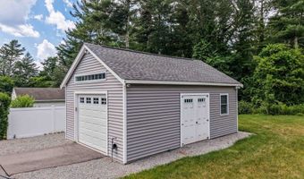 489 Main St, Acushnet, MA 02743