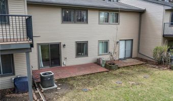 4377 Arden View Ct, Arden Hills, MN 55112
