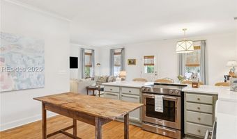 1711 Duke St, Beaufort, SC 29902