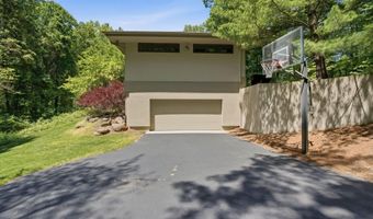1970 Red Hill Dr NE, Ada, MI 49301