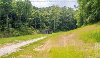 3757 Cavill Creek Rd, Barboursville, WV 25504