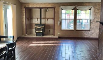455 Connely St, Hawthorne, NV 89415
