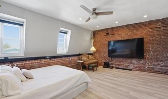 82 E 26TH St, Bayonne, NJ 07002