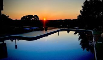 104 Autumn Ln, Beebe, AR 72012