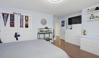 30 Berger Ave, Amityville, NY 11701