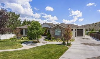 3743 Margarets Ct, Carson City, NV 89701