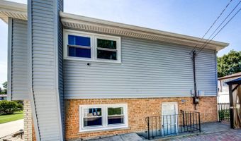 11735 S Leamington Ave, Alsip, IL 60803