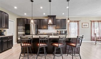 120 Lakeland Way, Aurora, OH 44202
