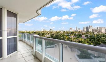21205 Yacht Club Dr 810, Aventura, FL 33180