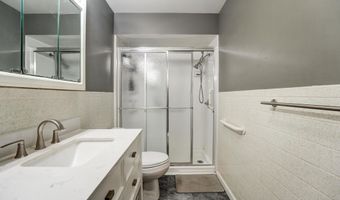 18 Greenmoor Dr, Arcanum, OH 45304