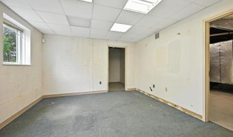 10 Pethaven Ln, Augusta, ME 04330