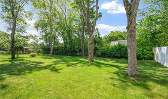30 Winthrop St, East Providence, RI 02915