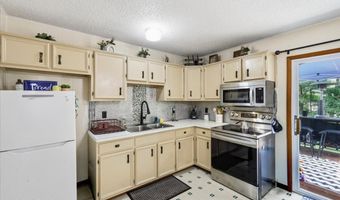 648 S Old Stage Rd, Albrightsville, PA 18210