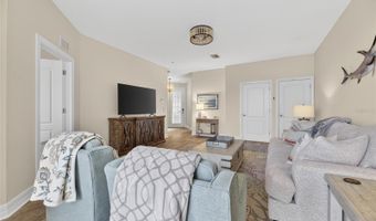 6408 MAYRA SHORES Ln, Apollo Beach, FL 33572