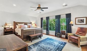 416 E ALEXANDRIA Ave, Alexandria, VA 22301