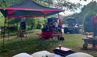 585 White Cir 406, Athens, GA 30605
