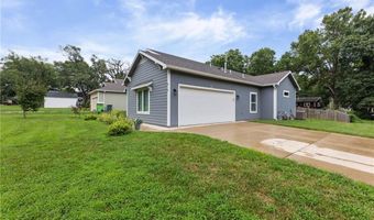 819 Baker St, Baldwin City, KS 66006