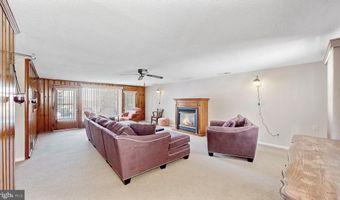 102 MERIDEN Dr, Hockessin, DE 19707